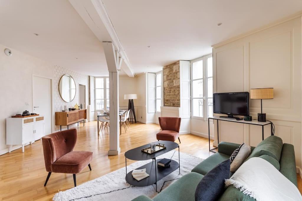 La Tourelle & L'Honore - 2 Appartements Dans Le Centre Historique De Rennes Zewnętrze zdjęcie