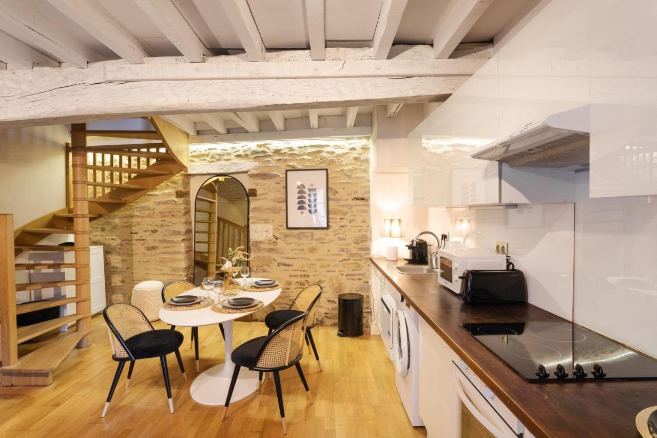La Tourelle & L'Honore - 2 Appartements Dans Le Centre Historique De Rennes Zewnętrze zdjęcie